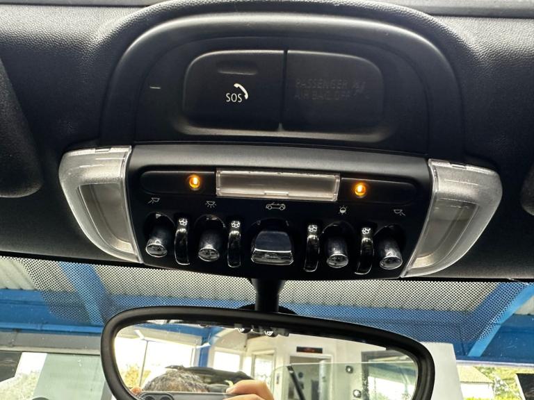 MINI CONVERTIBLE 1.5 Cooper D Convertible 2016