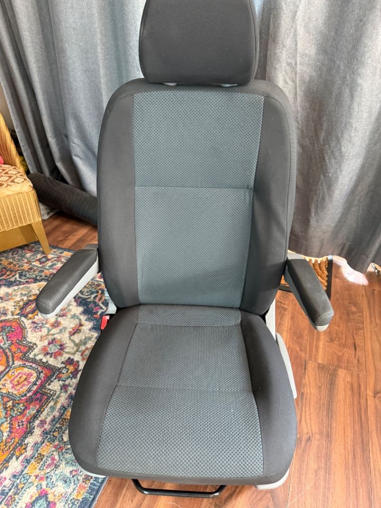 VW transporter passenger side captain seat