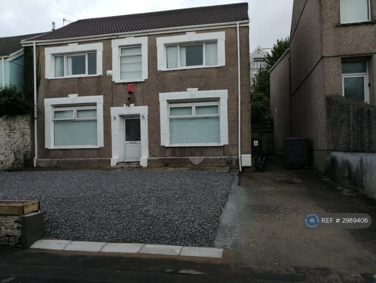 2 bedroom flat in St. Thomas, Swansea, SA1 (2 bed) (#2989406)