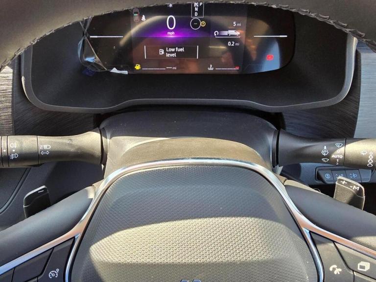 RENAULT TRAFIC LL30 LWB EXTRA SPORT 6 SEAT CREW VAN AUTO GEARBOX  ** BRAND NEW**