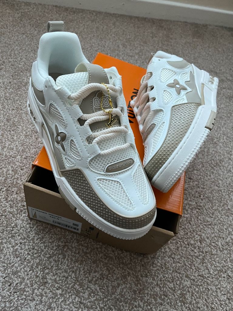 Brand New LV skates size 9