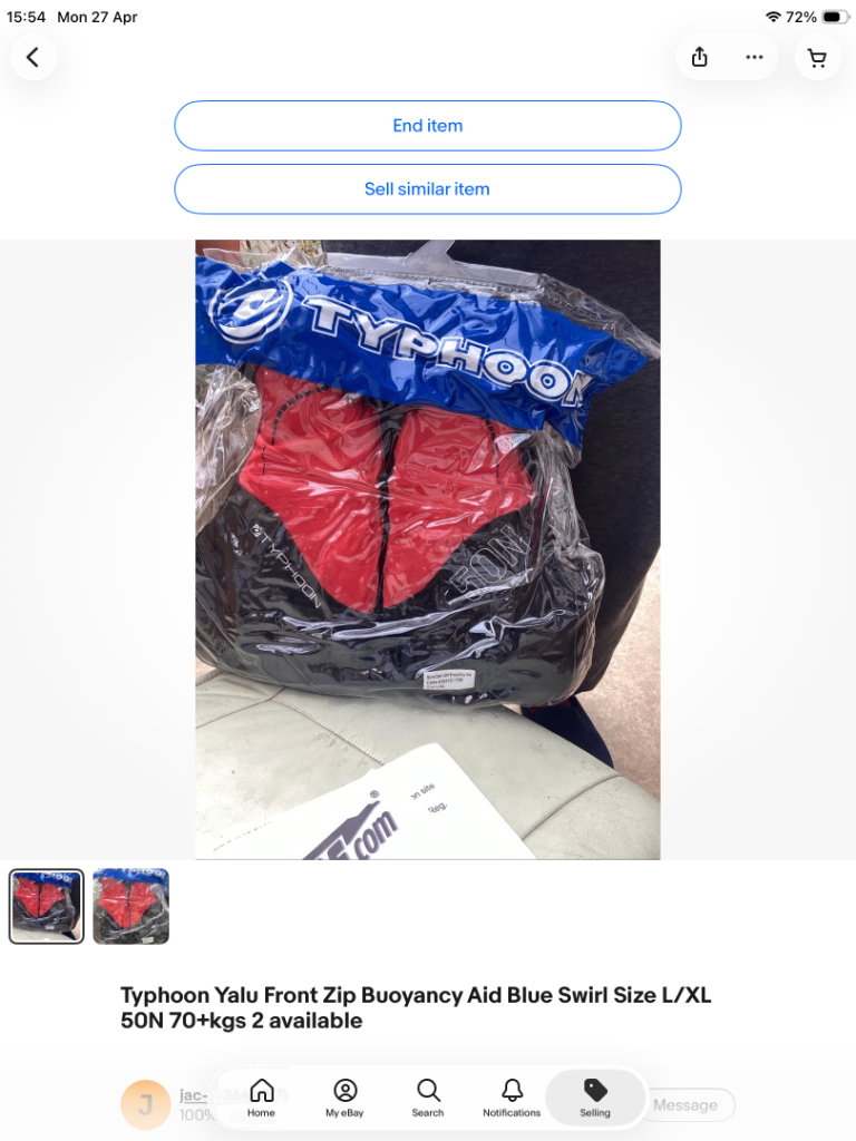 Easy to carry, inflate Kayak with all the original components 2 X buoyancy aids L/ XL separate sale