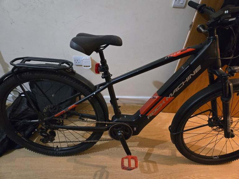 ROCK MACHINE Electric City Bike - Hybrid, Good Condition