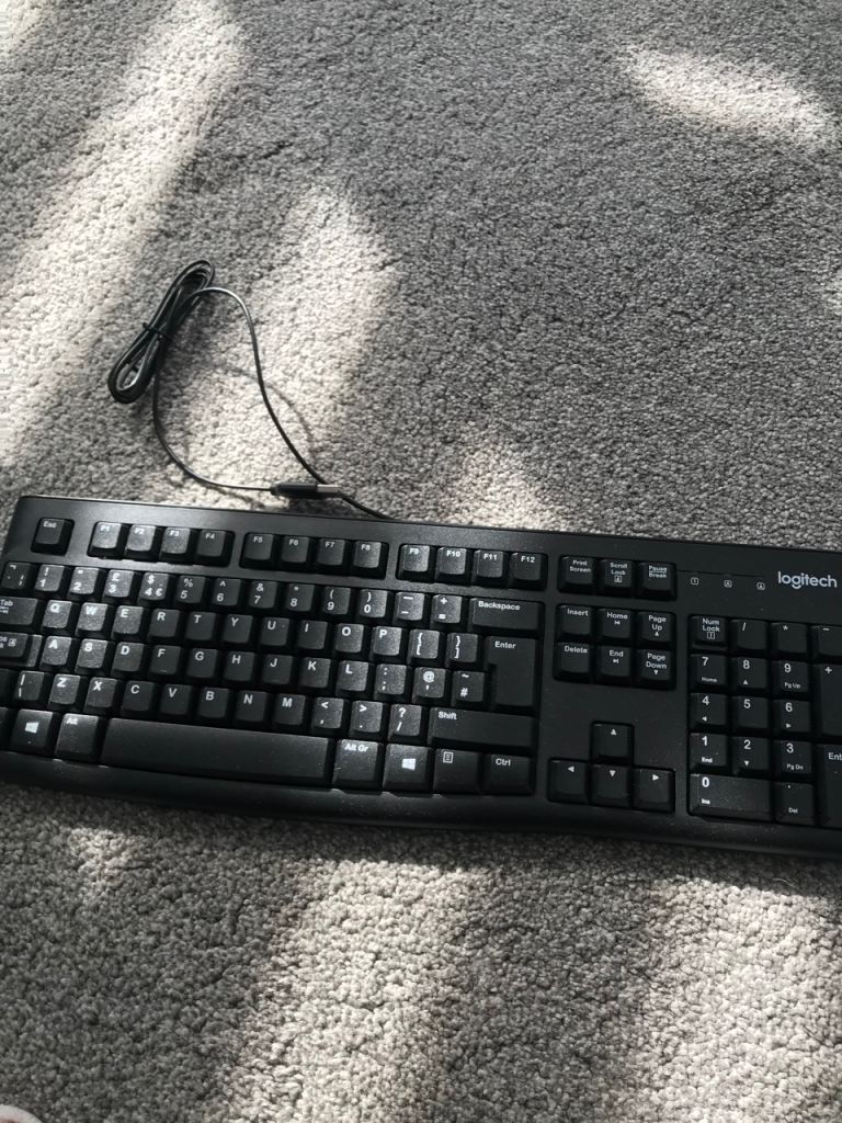 Logitech Wired Keyboard – Black, Good Condition