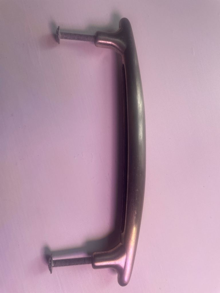 Kitchen door handles