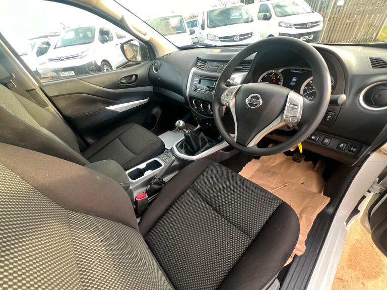 2018 Nissan Navara 2.3 dCi Visia King Pickup Extended Cab 4dr Diesel Manual 4WD Euro 6 (s/s) ( Pi...