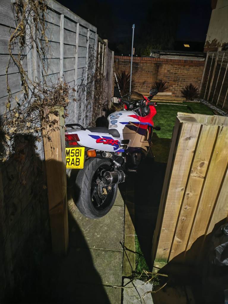 Honda, CBR, 1995, 599 (cc)