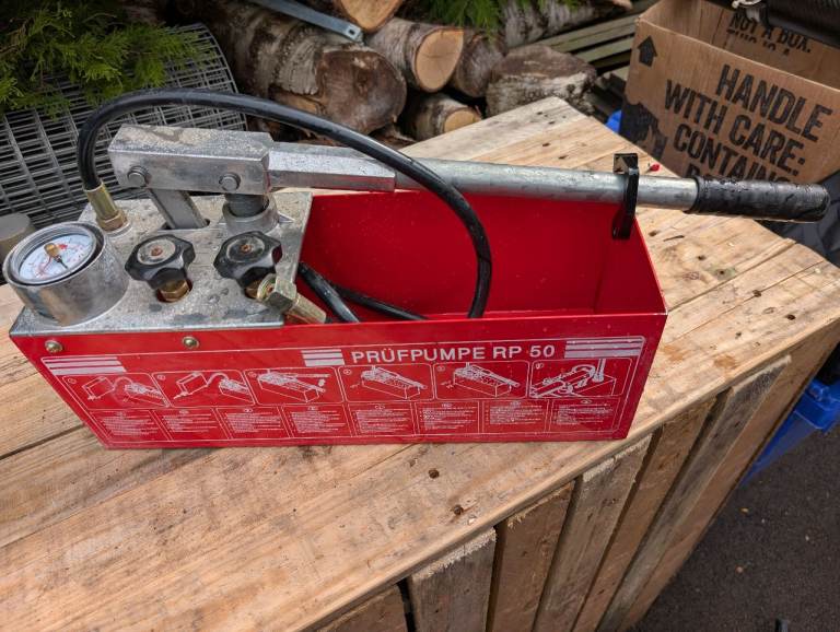 Pressure pump for underfloor / hydrolics not Rothenberger