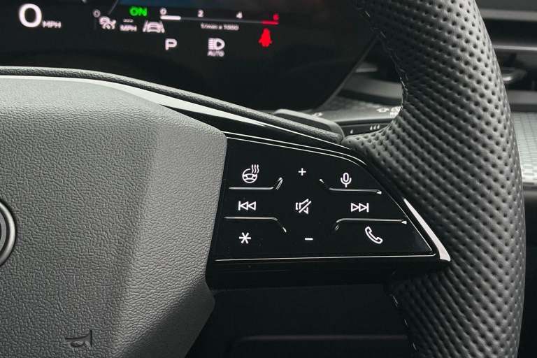 2025 Audi Q5 2.0 TDI Launch Edition SUV 5dr Diesel S Tronic quattro Euro 6 (s/s) (204 ps ESTATE D...