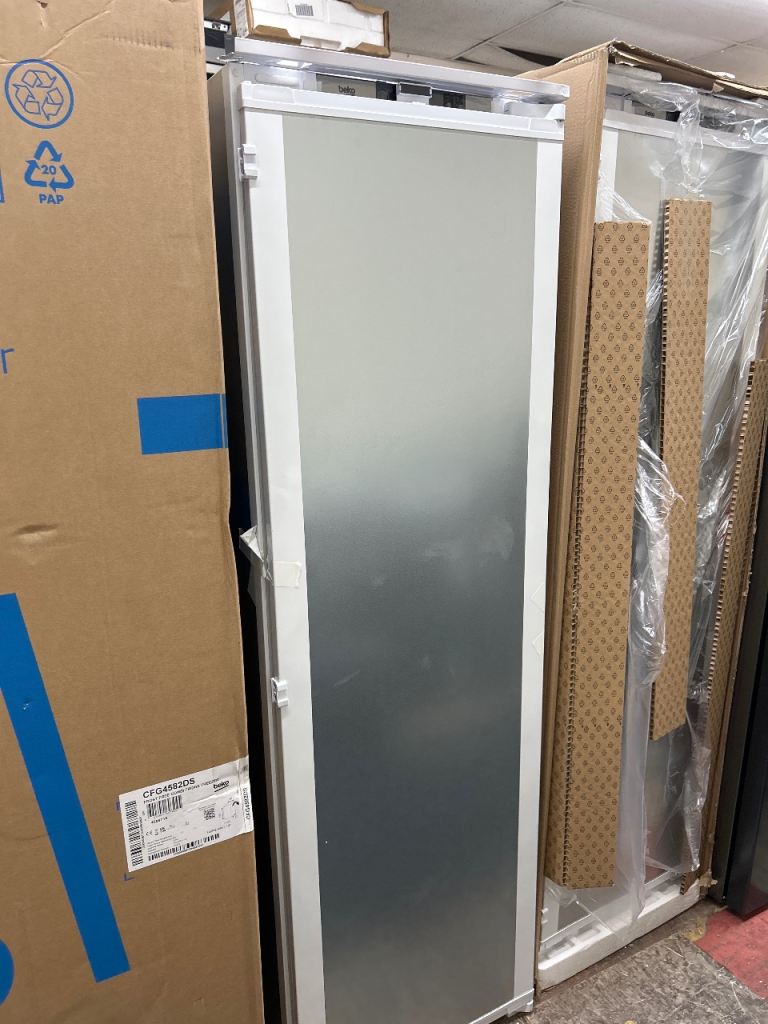 Integrated tall Beko fridge new no package 12 mth gtee
