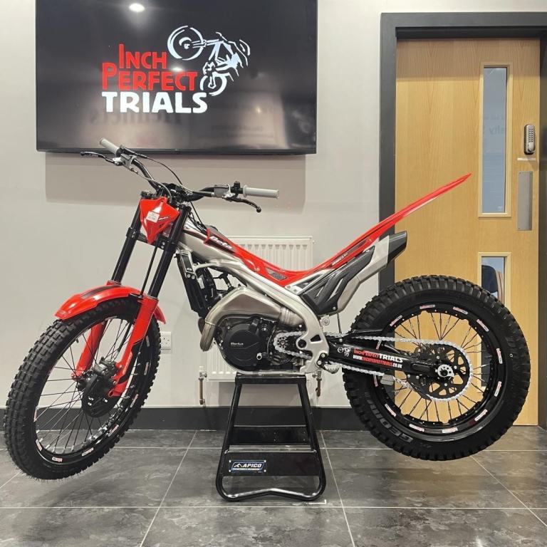 2026 BETA SINCRO 250 2T TRIALS BIKE **EX DEMO** EXCELLENT CONDITION