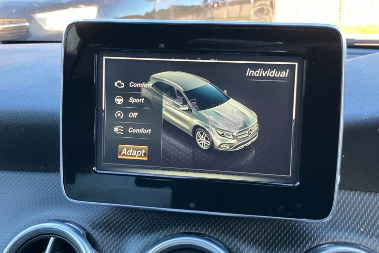 2017 Mercedes-Benz GLA GLA 200d SE 5dr Auto Estate DIESEL Automatic