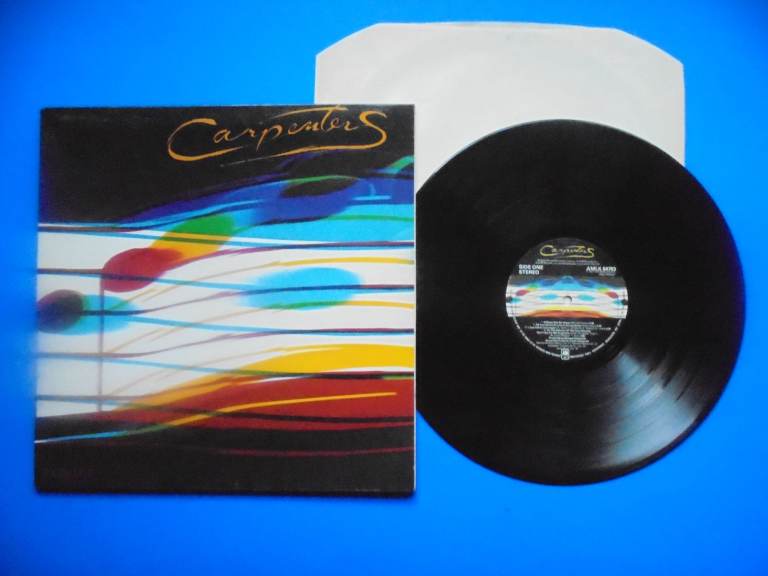 Carpenters - Passage - UK 1977 Vinyl LP Album. Gatefold Cover. M-/VG+ 