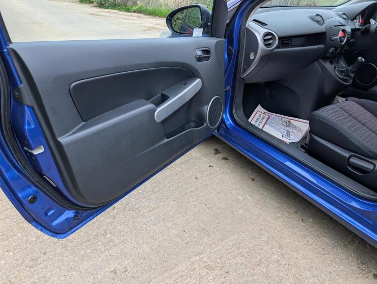 2008 Mazda Mazda2 1.3 TS2 Hatchback 3dr Petrol Manual Euro 4 (86 ps) Hatchback Petrol Manual