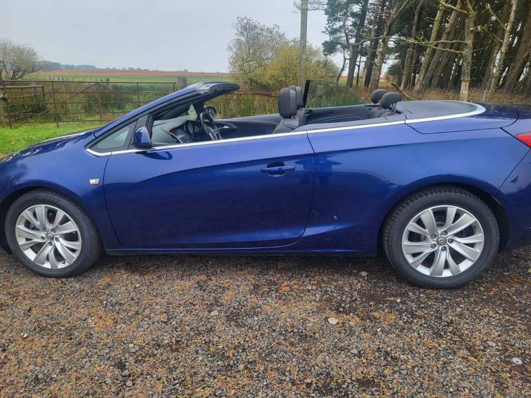 V/hall CASCADA  [Astra] Convertible 013, 1.4  