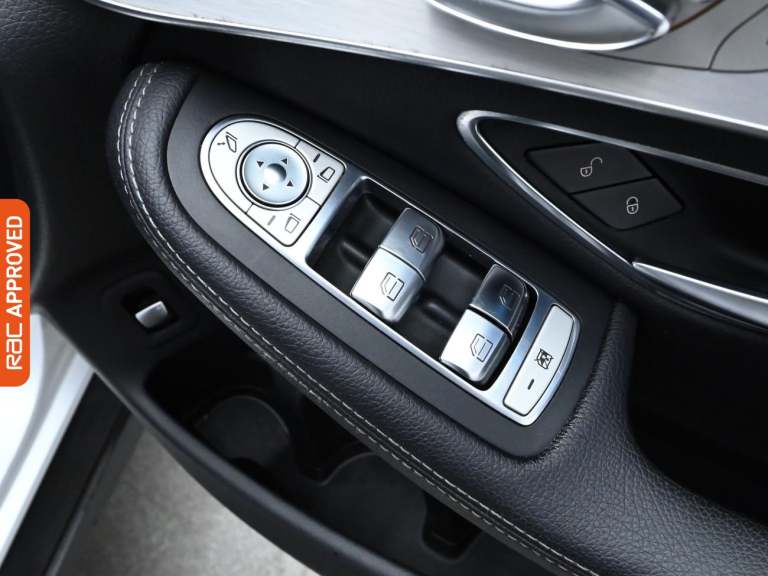 2016 Mercedes-Benz GLC 2.1 GLC250d AMG Line (Premium Plus) SUV 5dr Diesel G-Tronic 4MATIC Euro 6 ...