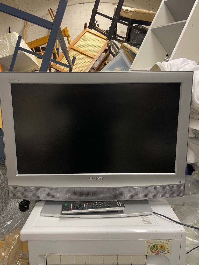Sony LCD Digital Colour TV KDL-26U2000.