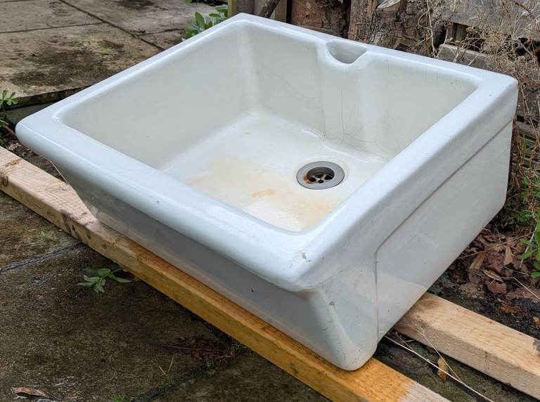 Belfast Enamel Sink