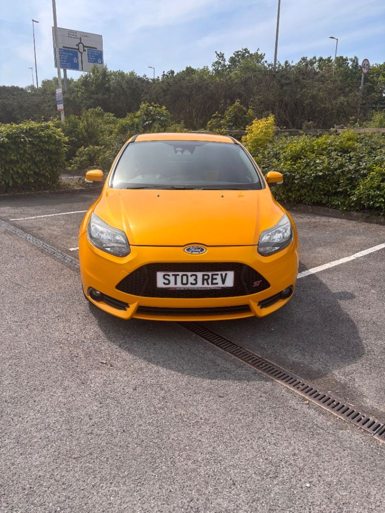 Ford, FOCUS, Hatchback, 2013, Manual, 1999 (cc), 5 doors