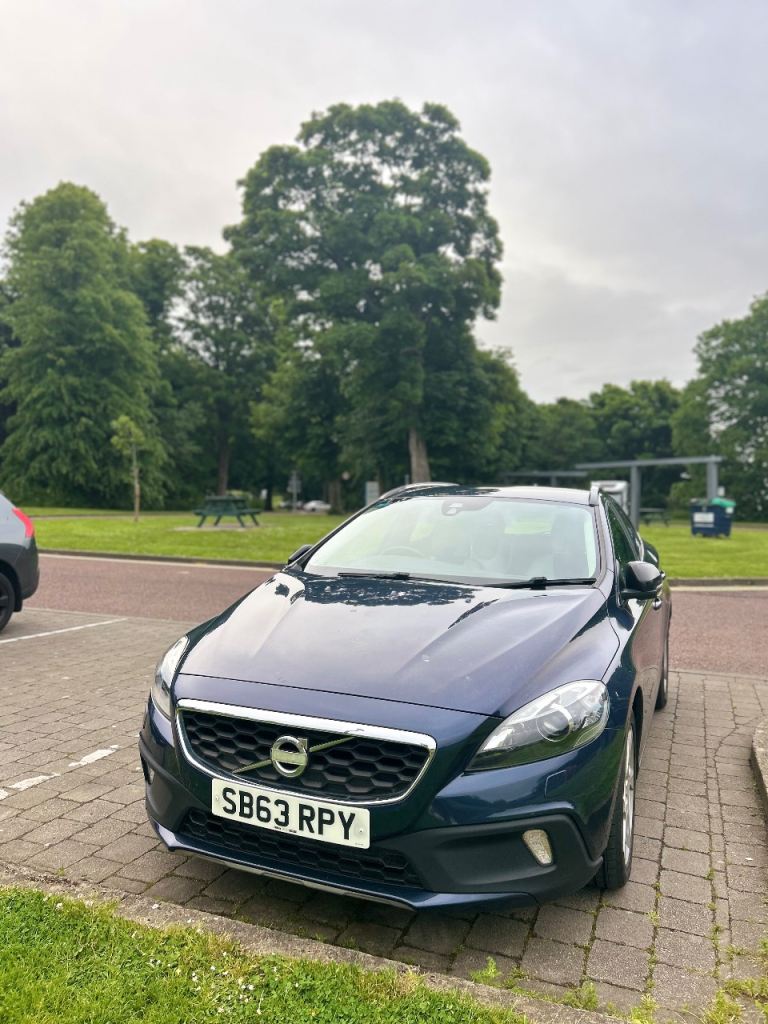 Volvo, V40, Hatchback, 2014, Semi-Auto, 1560 (cc), 5 doors