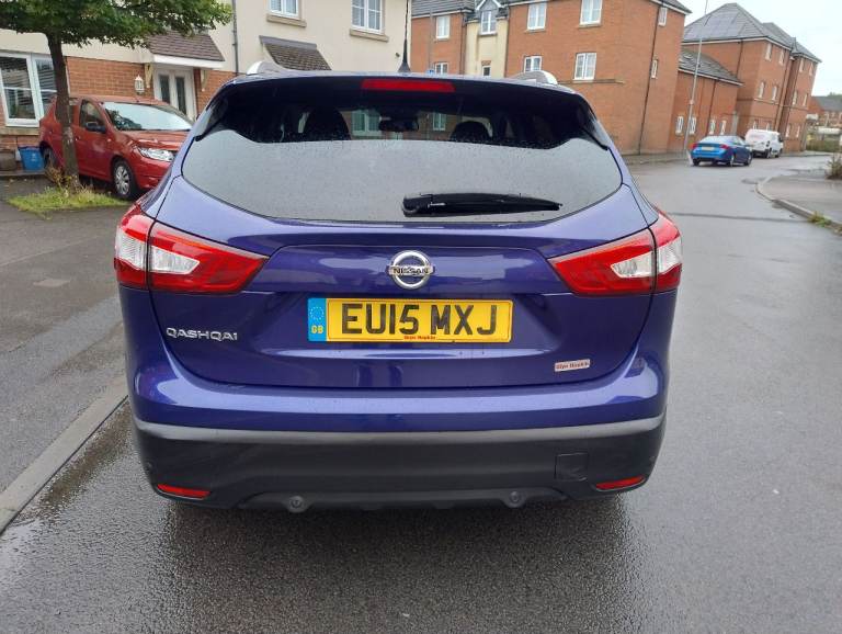 Nissan, QASHQAI, Hatchback, 2015, Manual, 1197 (cc), 5 doors