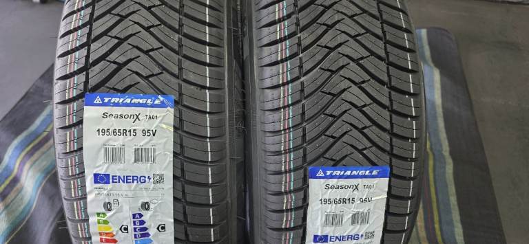 195 65 15   2 x NEW!! tyres Triangle Season X