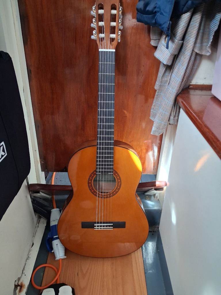 Yamaha Classical Guitar – Good Condition