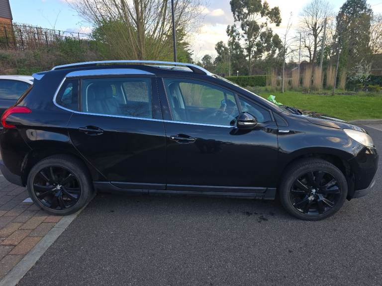 Peugeot 2008 1.2 Urban cross  2015 Petrol Manual gearbox 5 Dr Hatchback Tax £20