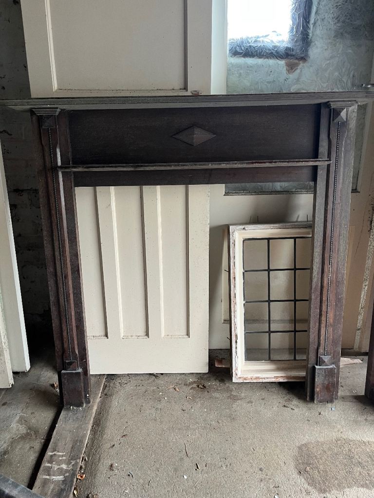 Vintage Wooden Fireplace Surround – Decorative Feature