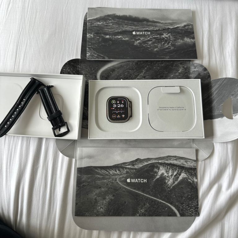 Apple Watch Ultra 49mm titanium 