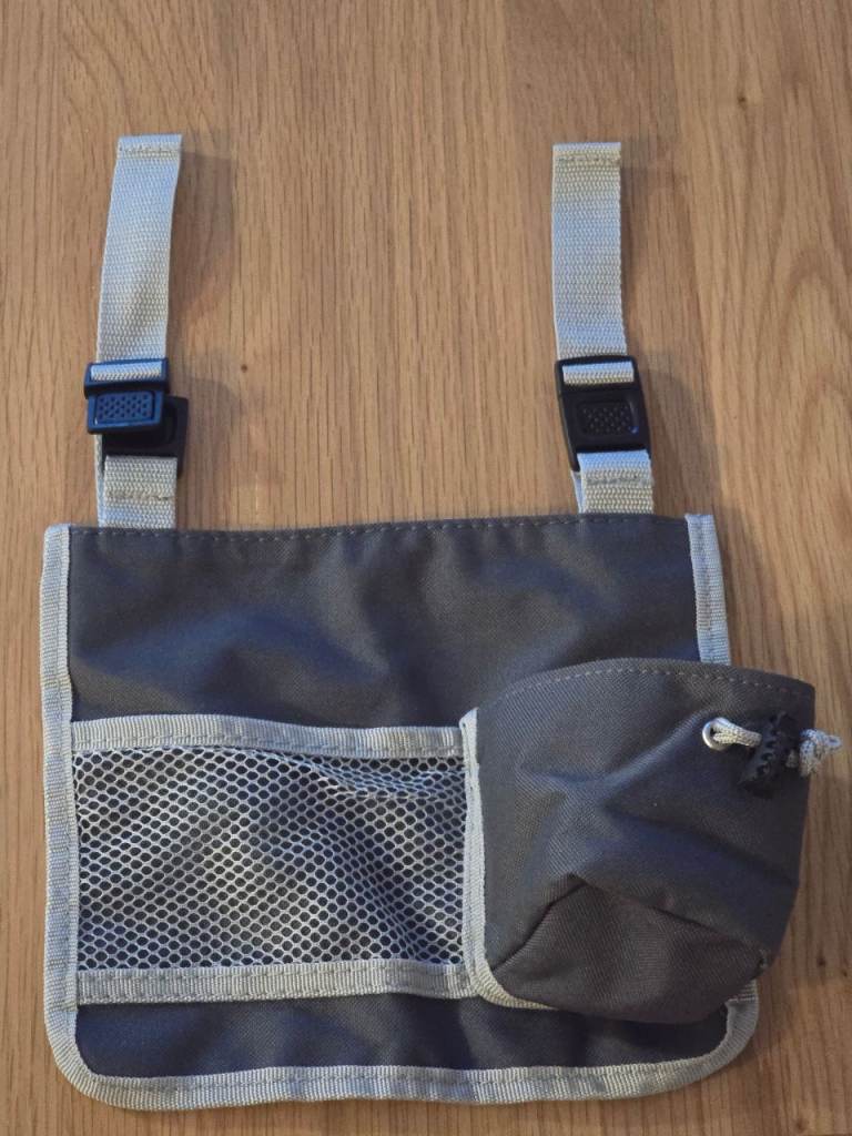 Camping/garden drink/snack holders