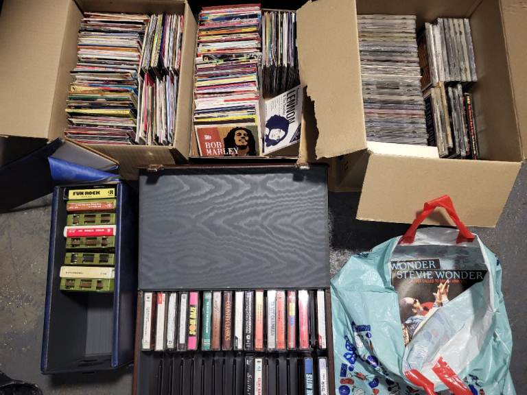 HUGE AUDIO JOB LOT- CDS, TAPES, CASSETTES, VINYL RECORDS- COLLECTION 