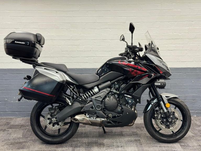 2022 KAWASAKI VERSYS 650-- FULL LUGGAGE -- LOW MILES- FINANCE-DELIVERY PART EX