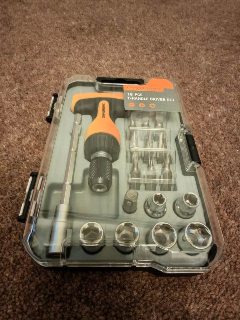 New Craft Right 18 pce T- Handle driver set. 
