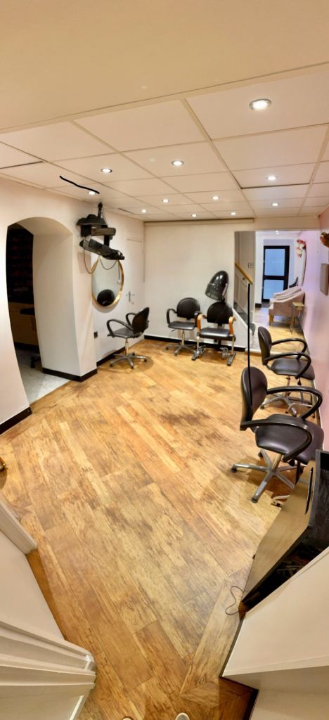Nail Salon, Tattooist and Treatment Rooms Available in Busy Solihull Salon