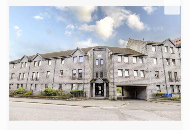 Beautifully Presented Double Bedroom Flatshare – Maberly Street, Aberdeen (City Centre)