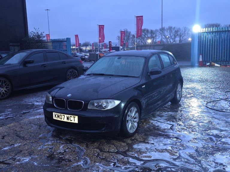 BMW, 1 SERIES, Hatchback, 2007, Manual, 1995 (cc), 5 doors