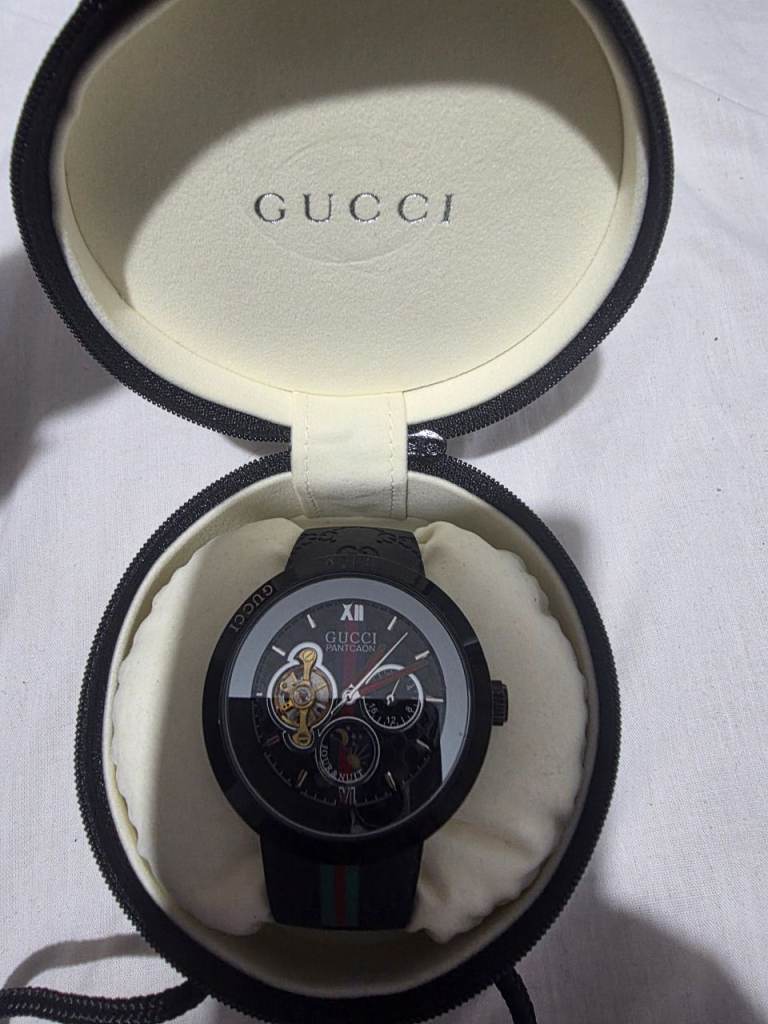 Gucci Pantheon 1142 Automatic Watch Moon phase brand new in box 