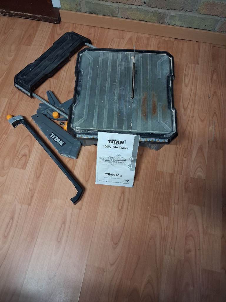 Titan tile cutter