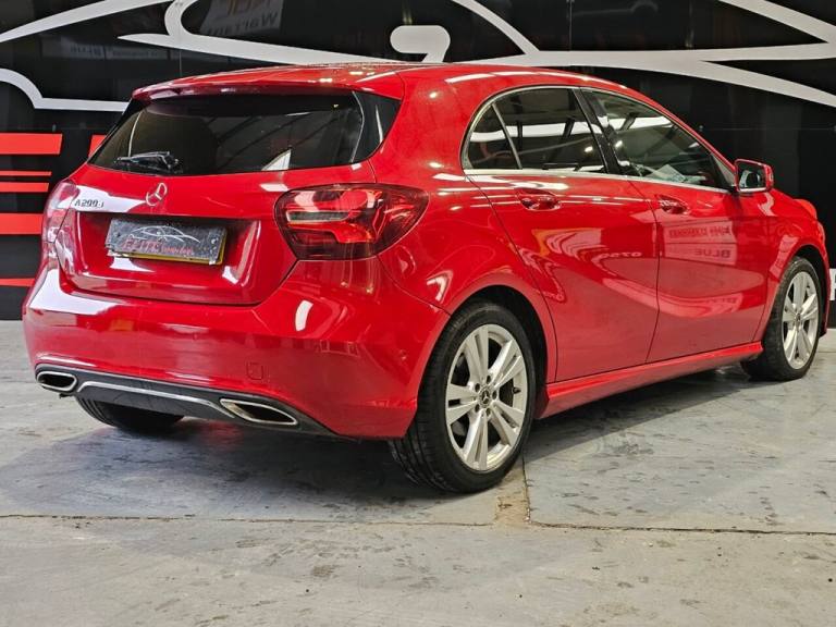 2016 Mercedes-Benz A-Class 2.1 A200d Sport (Premium) Hatchback 5dr Diesel 7G-DCT Euro 6 (s/s) (13...