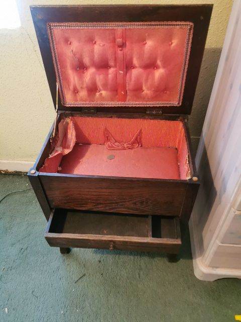 Vintage Wooden Sewing Box / Storage Chest