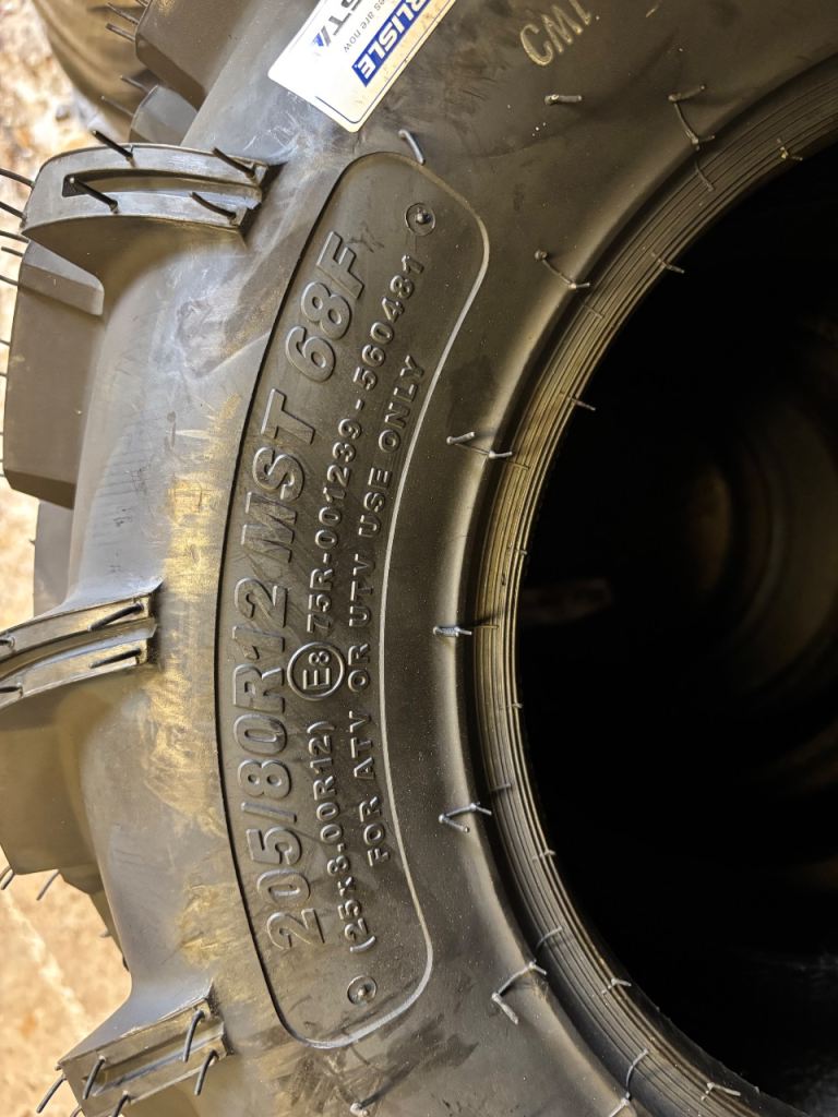 Carlisle carlstar quad tyres