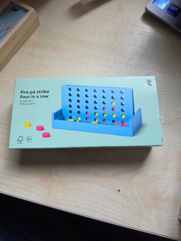 Mini four in a row board game