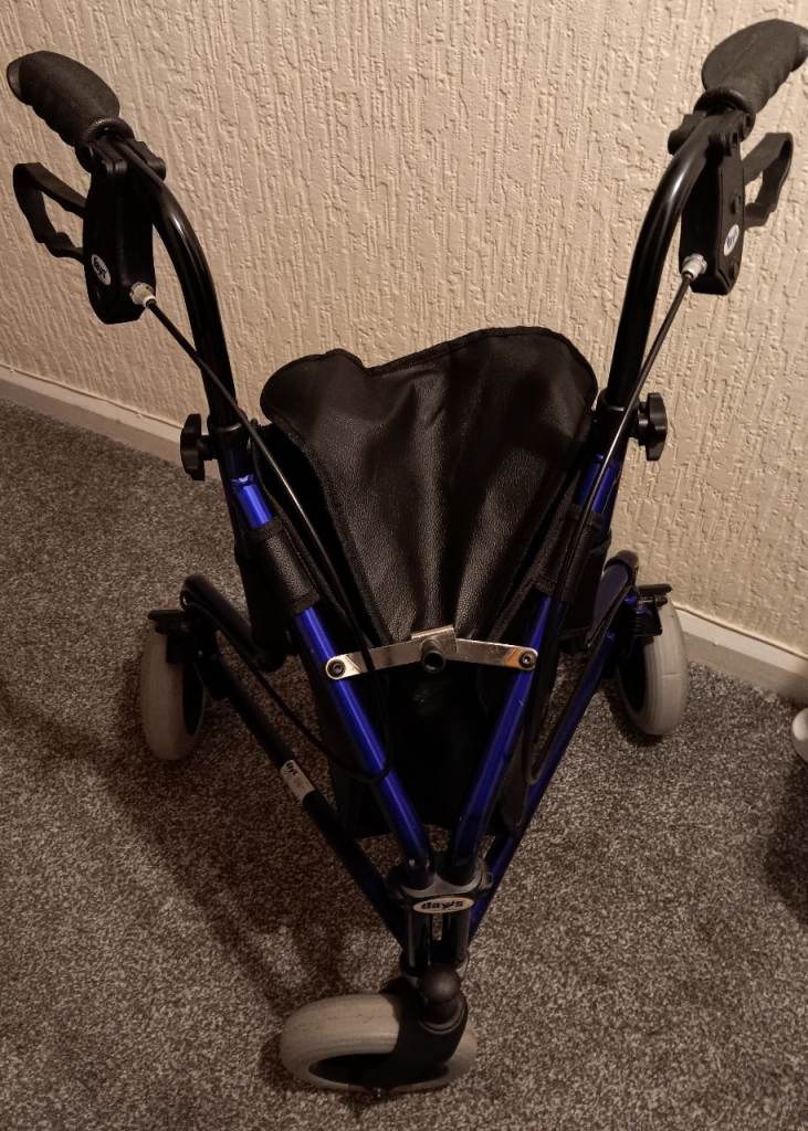 Mobility walker with basket