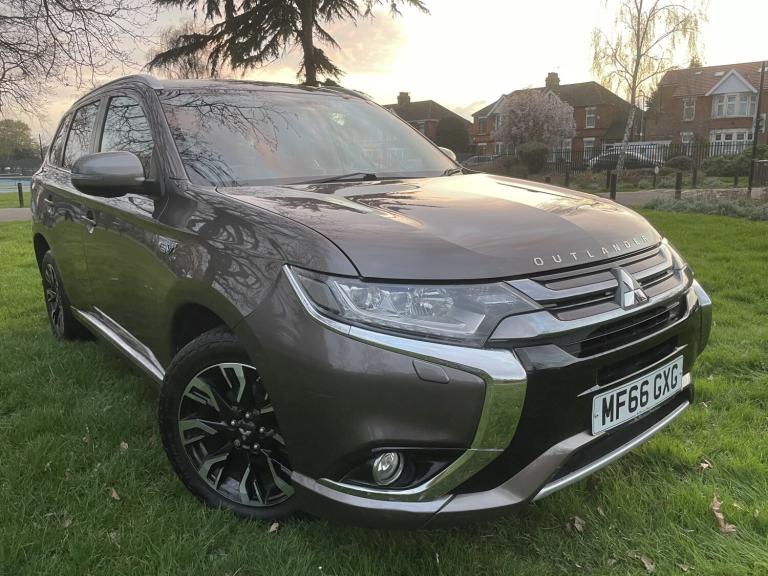 MITSUBISHI OUTLANDER 2.0 h 12kWh GX4h 2016