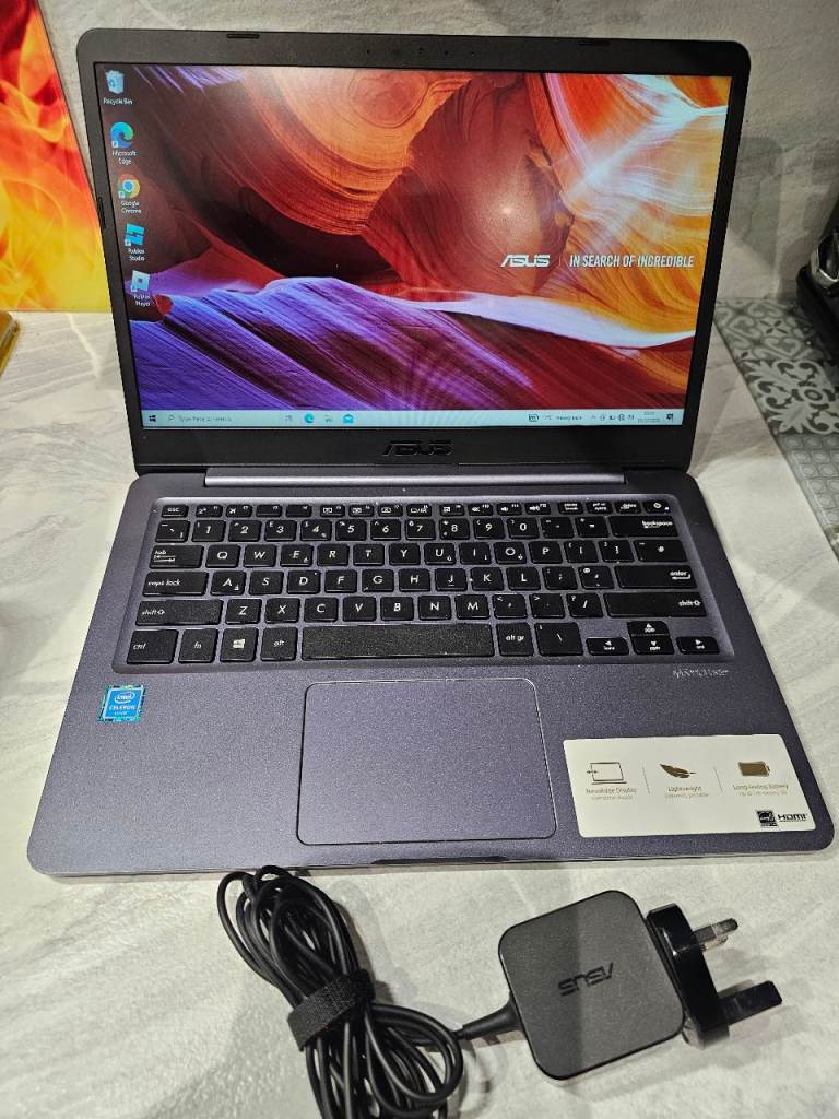 Asus slim laptop 