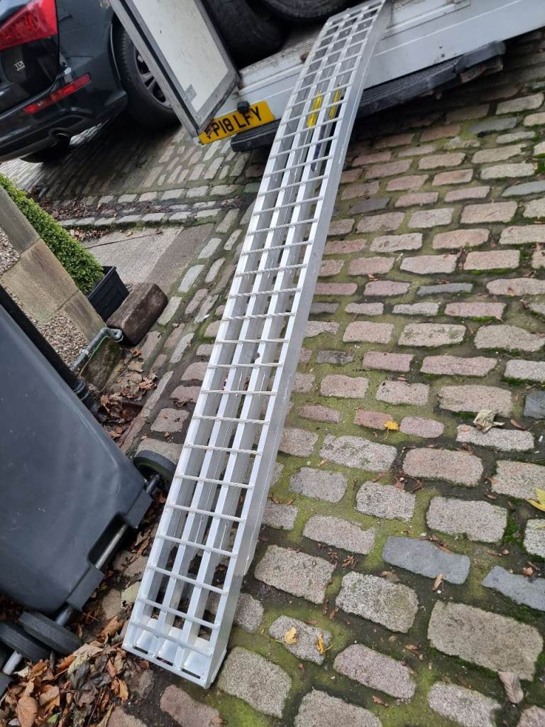 Large strong alminium loading Ramp ideal for many uses etc 