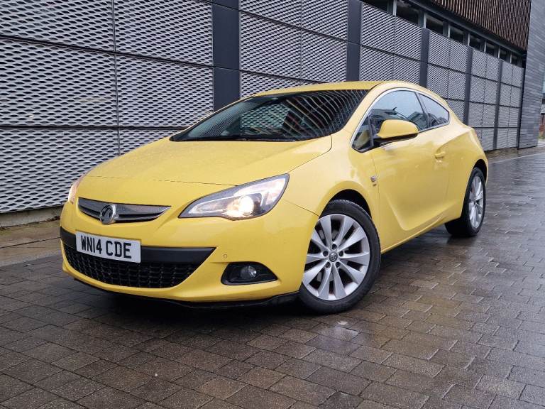 Vauxhall, ASTRA GTC, Hatchback, 2014, Manual, 1956 (cc), 3 doors