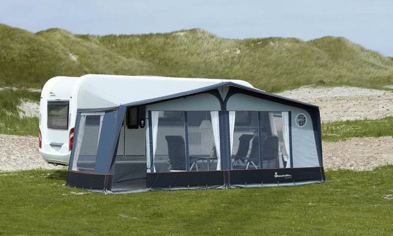 CARAVAN AWNING - ISABELLA TYPHOON CAPRI 1050 G18-20