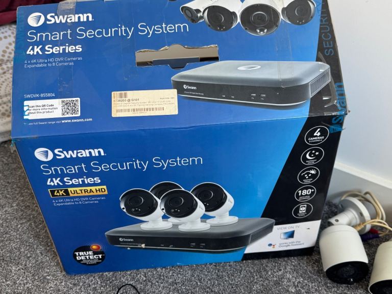 Swann. Smart Security System 4K Series 4K ULTRA HD 4 x 4K Ultra HD DVR Cameras